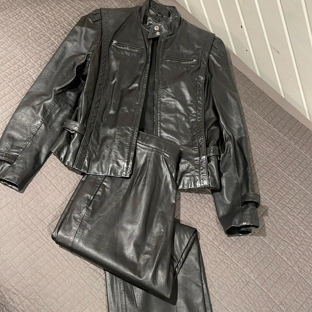 Women’s 70s Leather Jacket and Pants